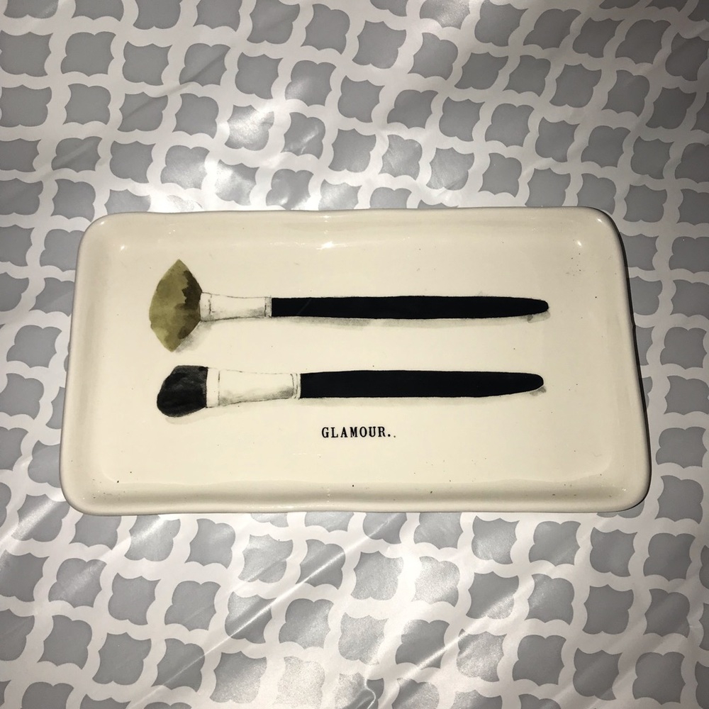 Rae Dunn makeup brush tray